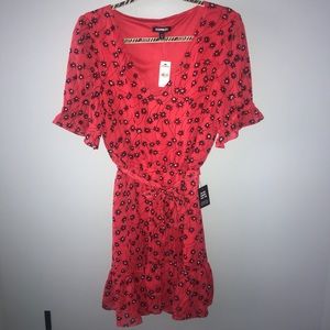 Fun cute red patterned express dress